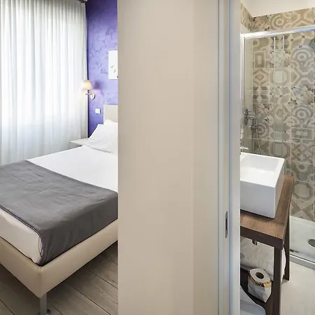 Istayintoledo Luxury 2* Napoli