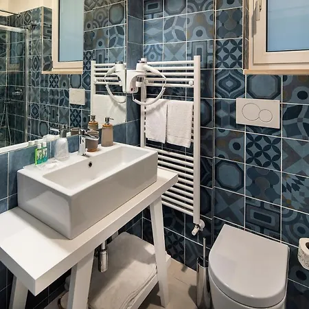 Bed & Breakfast Istayintoledo Luxury 2*